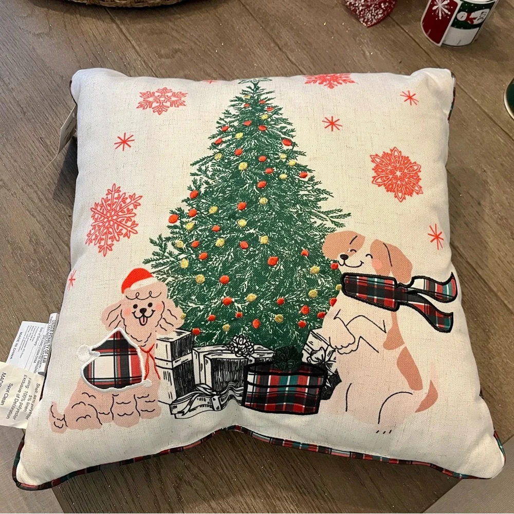 NWT! Embroidered Decorative Christmas Pillow!